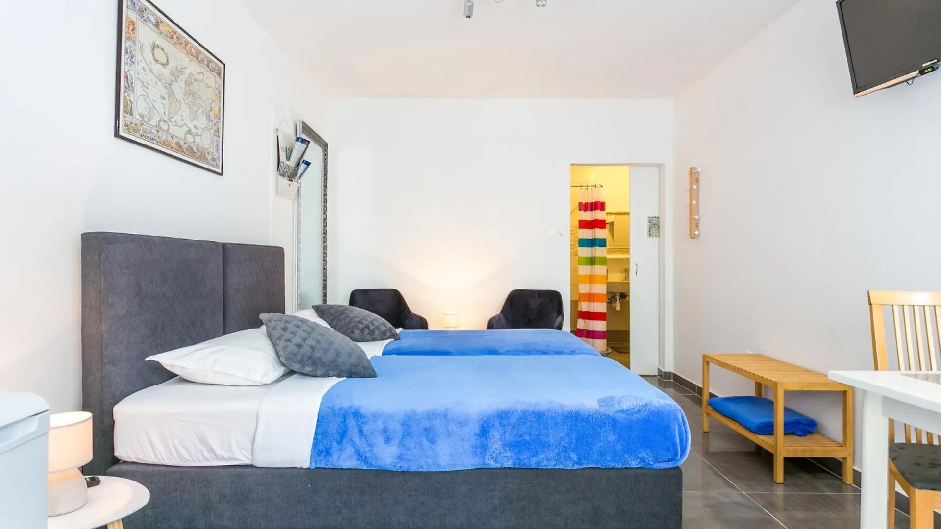Apartments With A Parking Space Split - 14051 Croatia
